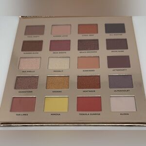 ICONIC London - Sunset To Sunrise Eyeshadow Palette 20 Shades